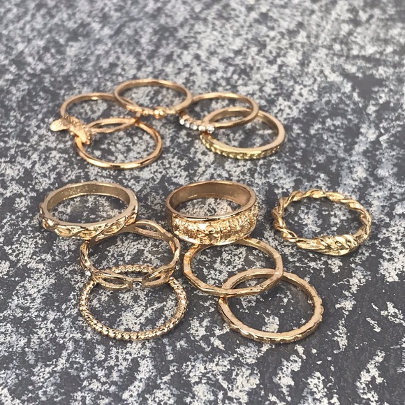 🔺SALE🔺Delicate Boho Set of 12 Rings LOW PRICE - Picture 5 of 8